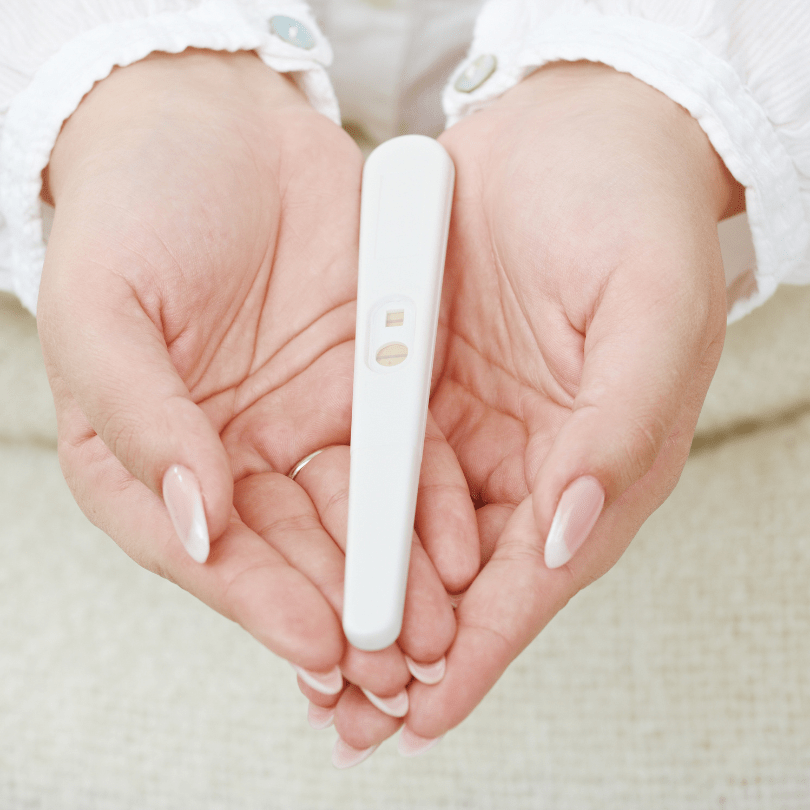 The Top 8 Skincare Ingredients to Avoid During Pregnancy According to a Licensed&nbsp;Esthetician